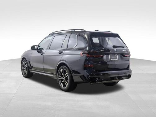 2026 BMW X7 M60i