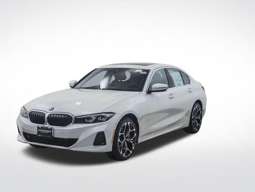 Mineral White Metallic 2025 BMW 330 xDrive