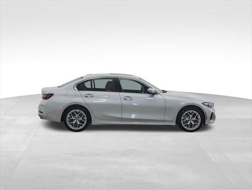 2025 BMW 330 i xDrive