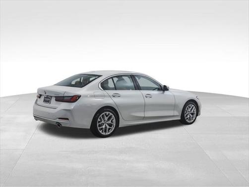 2025 BMW 330 i xDrive