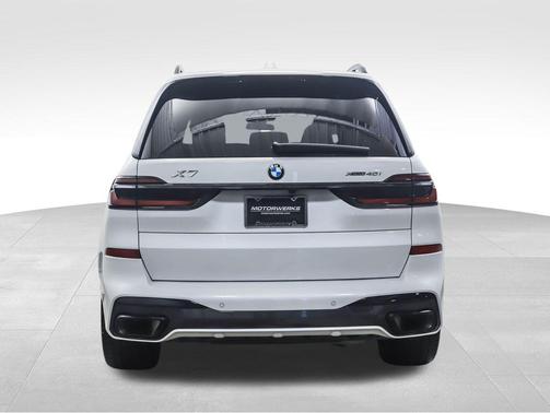 2024 BMW X7 xDrive40i