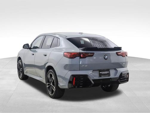 2025 BMW X2 xDrive28i