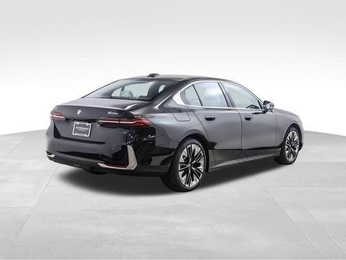 2026 BMW 530 i xDrive