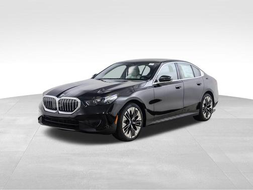 2026 BMW 530 i xDrive