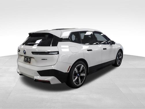 2024 BMW iX xDrive50