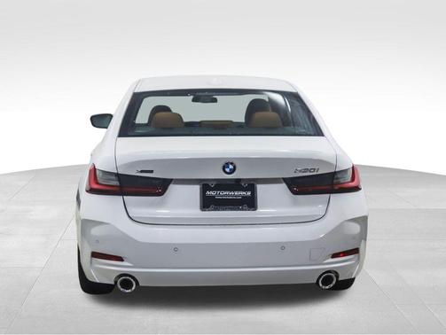 2026 BMW 330 xDrive NA