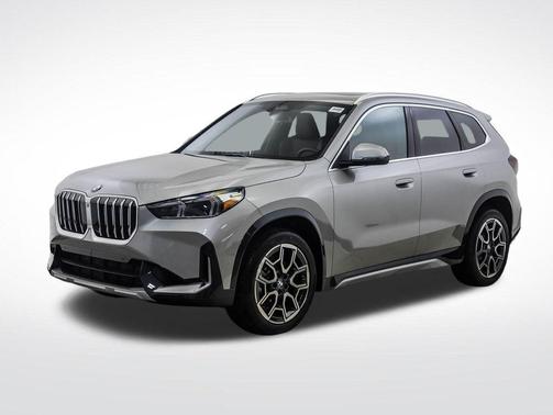 Space Silver Metallic 2026 BMW X1 xDrive28i
