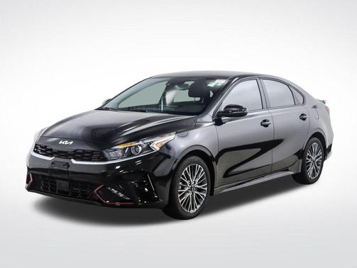 Aurora Black 2024 Kia Forte GT-Line
