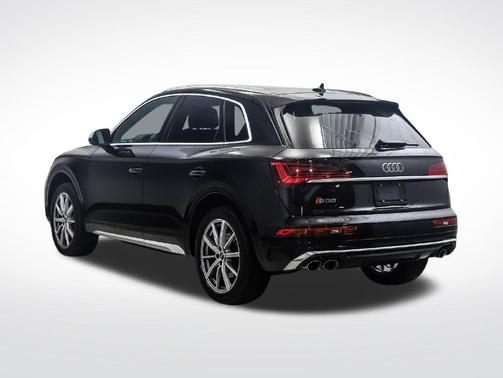 Black Metallic 2022 Audi SQ5 Premium Plus