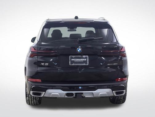 Black Sapphire Metallic 2026 BMW X5 xDrive40i