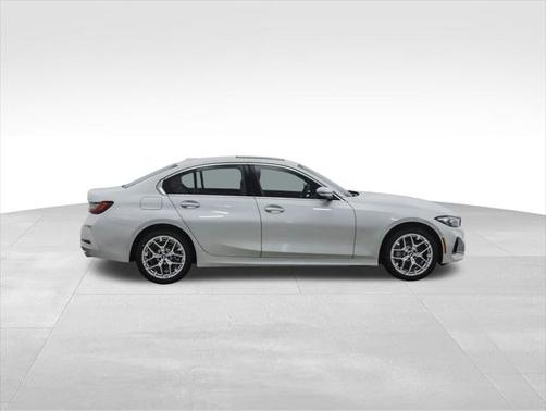 2025 BMW 330 i xDrive