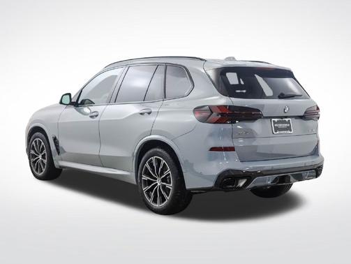 Gray Metallic 2026 BMW X5 xDrive40i
