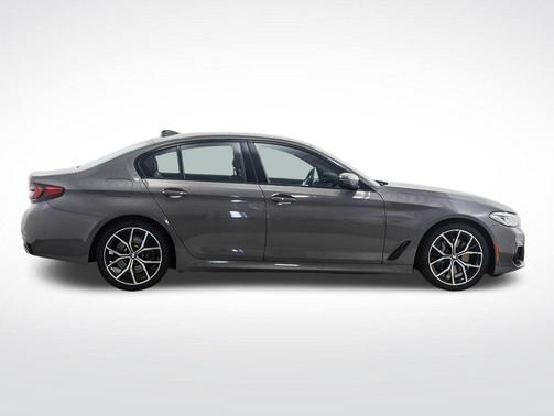 Bernina Grey Amber Effect Metallic 2021 BMW 540 xDrive