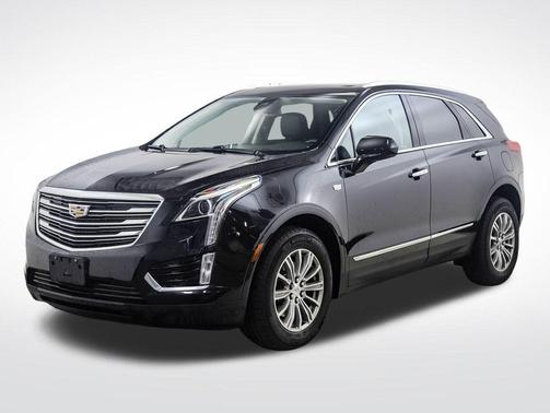 Stellar Black Metallic 2017 Cadillac XT5 Luxury