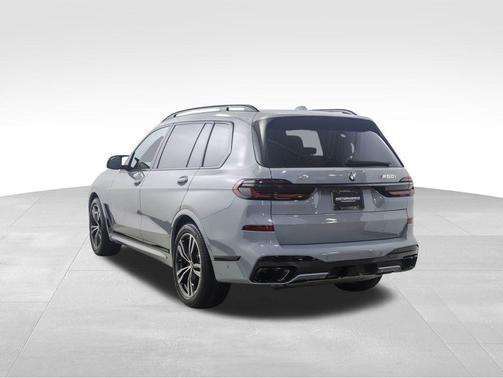 2026 BMW X7 M60i