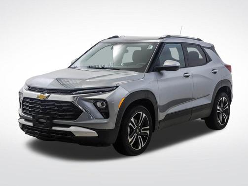 Sterling Gray Metallic 2024 Chevrolet Trailblazer LT