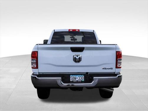 2024 RAM 2500 Tradesman Crew Cab 4x4 6'4' Box