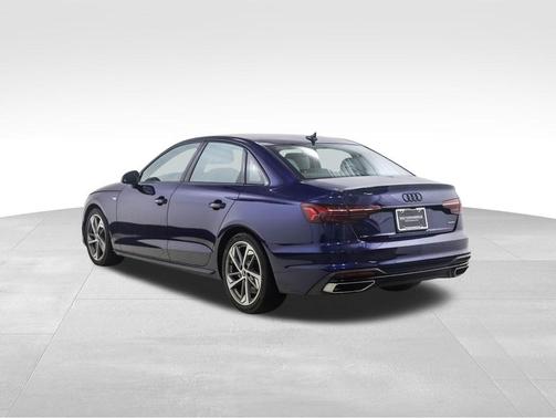 2022 Audi A4 45 S line Premium Plus