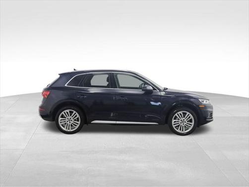 2018 Audi Q5 2.0T Premium Plus
