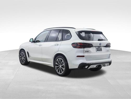 2026 BMW X5 PHEV xDrive50e