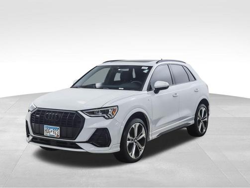 2022 Audi Q3 45 S line Premium Plus