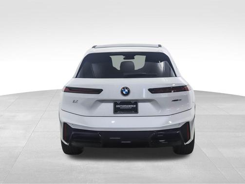 2026 BMW iX xDrive45