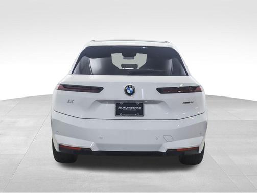 2026 BMW iX xDrive45