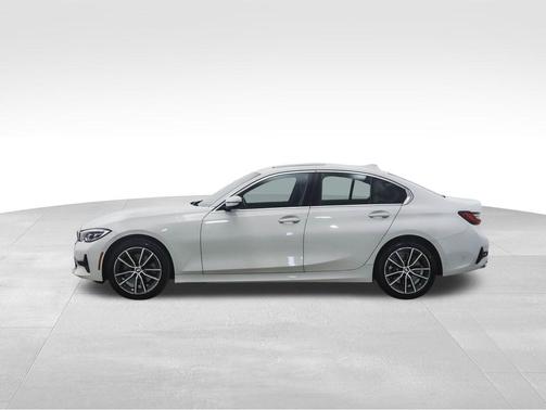 2022 BMW 330 xDrive