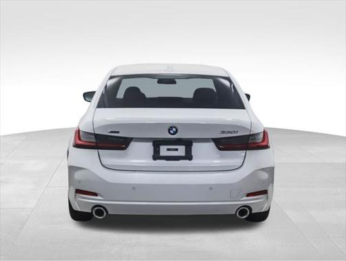 2024 BMW 330 i xDrive