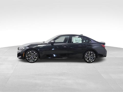 2026 BMW 330 xDrive NA