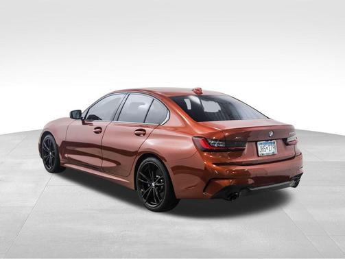 2022 BMW 330 xDrive