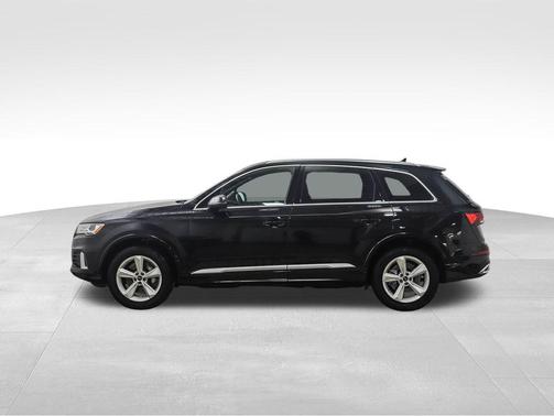 2024 Audi Q7 45 Premium