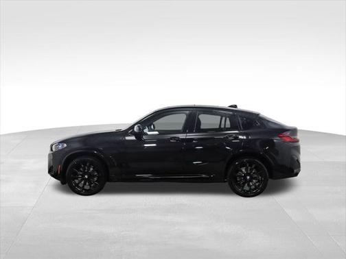 2025 BMW X4 xDrive30i