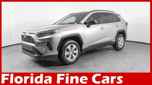 2020 Toyota RAV4 LE