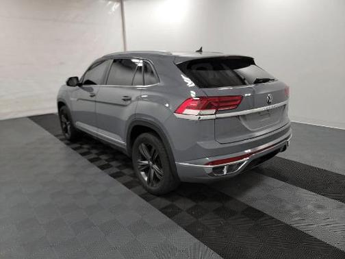 2021 Volkswagen Atlas Cross Sport 3.6L V6 SE w/Technology R-Line