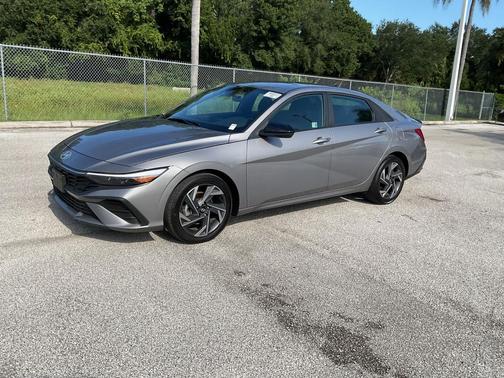 2025 Hyundai ELANTRA Sport