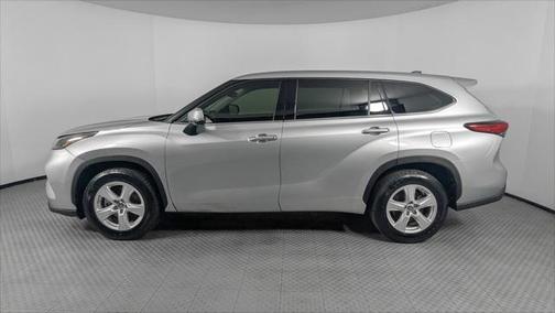 2022 Toyota Highlander L
