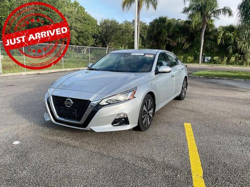 2022 Nissan Altima 2.5 SL