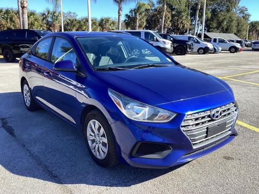 2019 Hyundai Accent SE