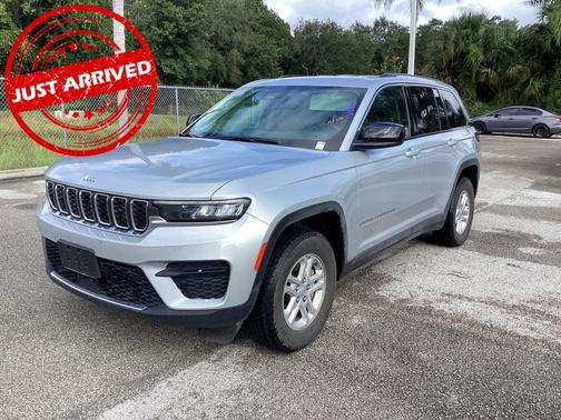 2024 Jeep Grand Cherokee Laredo