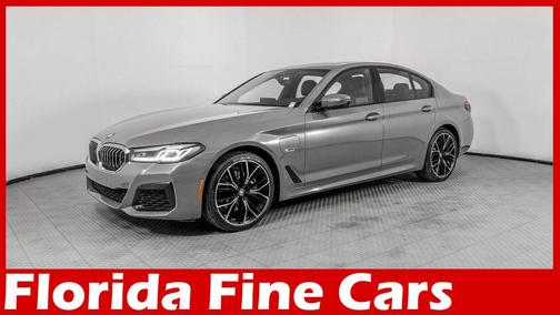 2022 BMW 530 i