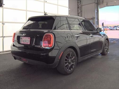 2016 MINI Hardtop Cooper