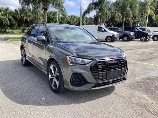 2021 Audi Q3 45 S line Premium