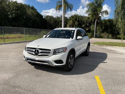 2019 Mercedes-Benz GLC 300 Base
