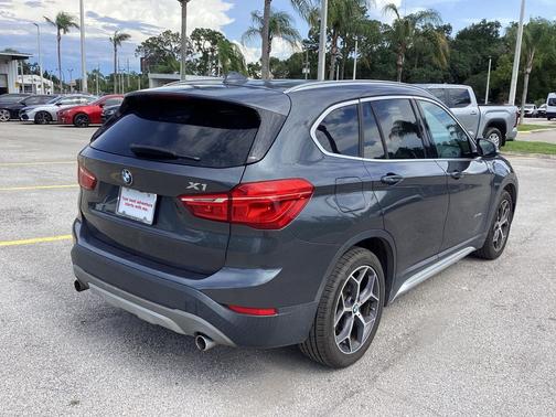 Mineral Gray Metallic 2018 BMW X1 xDrive28i