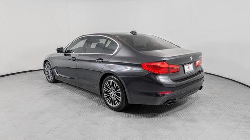 2019 BMW 540 i
