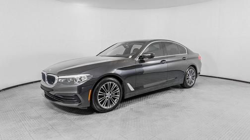 2019 BMW 540 i