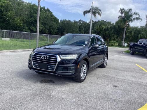 2019 Audi Q7 45 Premium Plus