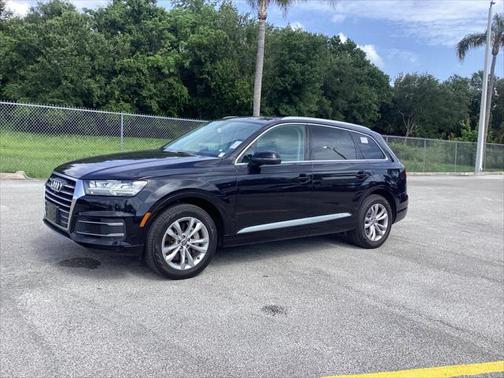 2019 Audi Q7 45 Premium Plus