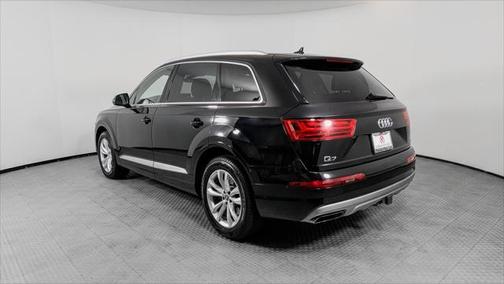 2019 Audi Q7 45 Premium Plus